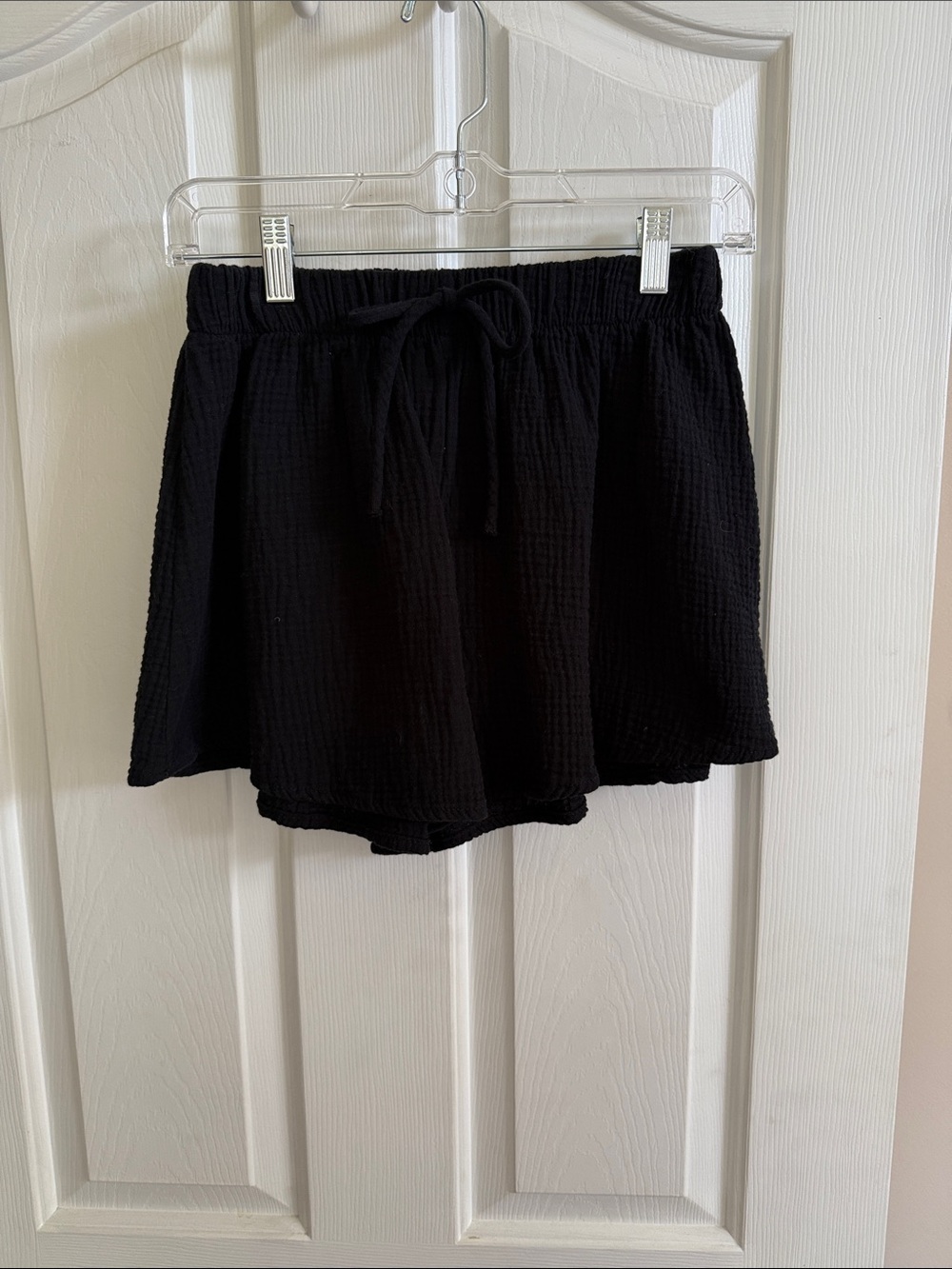 Drawstring Black Women's Short with Relaxed Fit